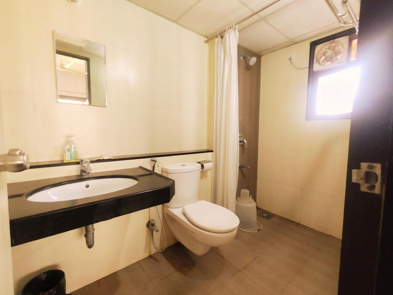 Private Rooms In Blue Ridge Hinjawadi Zewnętrze zdjęcie